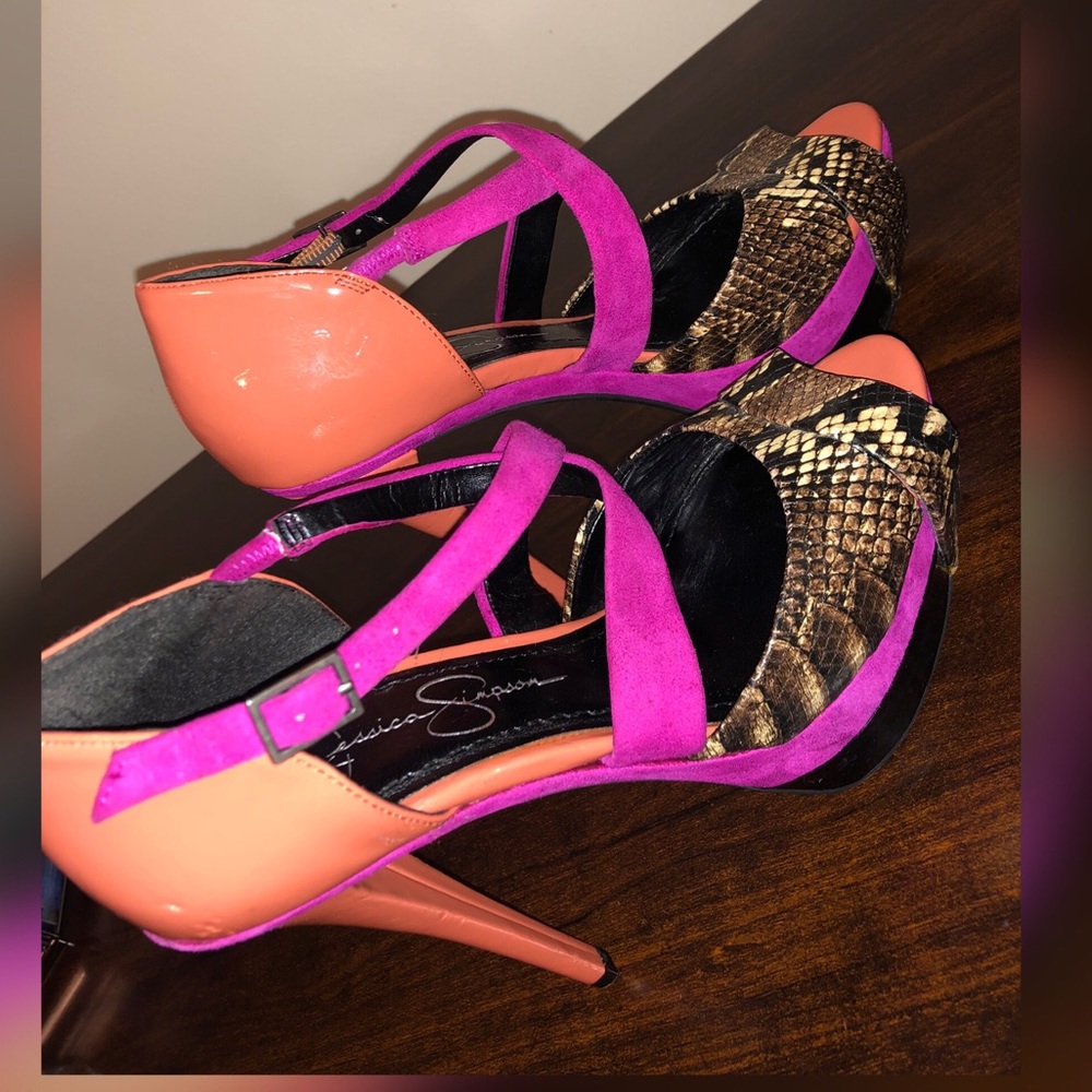 JESSICA SIMPSON Snakeskin Multi Colored Heel